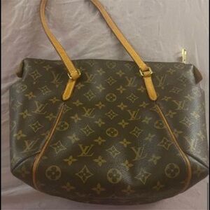 Louis Vuitton Brown Shoulder Bag with Iconic Monogram Pattern Totally PM